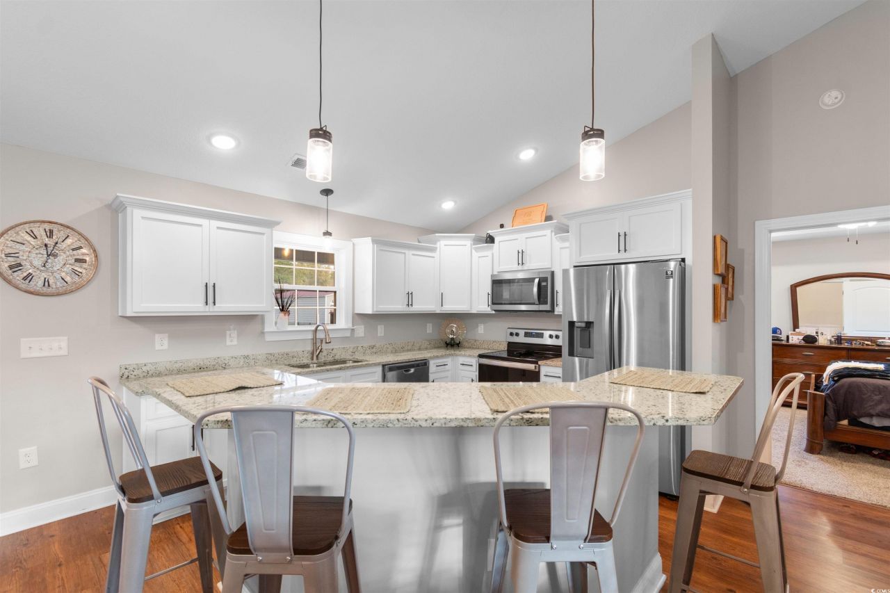 3753 Edwards Rd. Photo 14