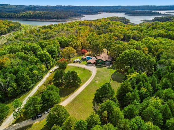 177 Botziegus Lane, Oakland, AR 72661