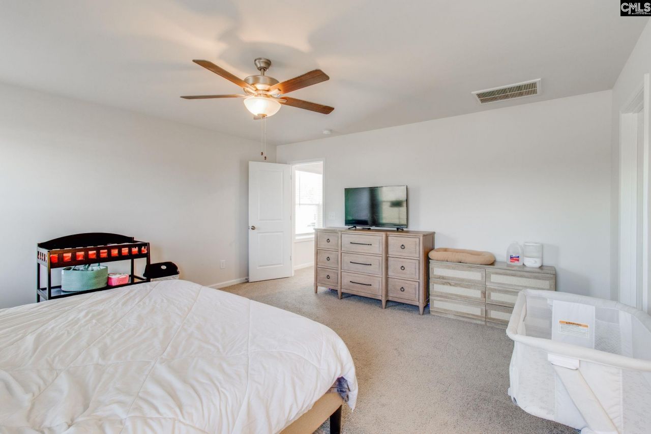 128 Coppersmith Drive Photo 19