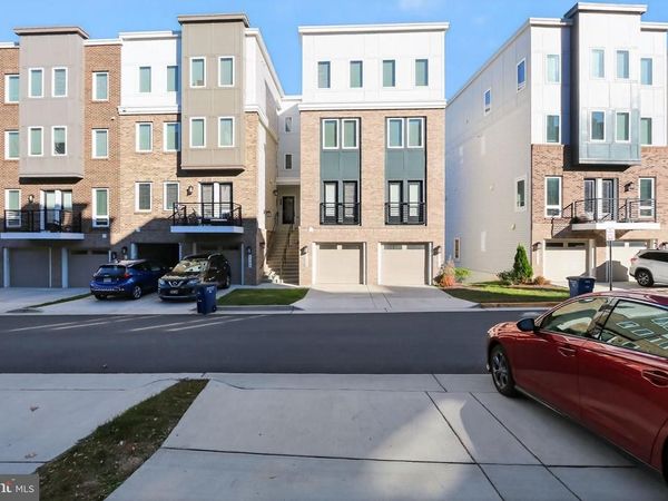 1322 RAIL STOP DRIVE, WOODBRIDGE, VA 22191