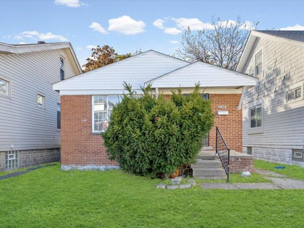 14823 Muirland Street, Detroit, MI 48238