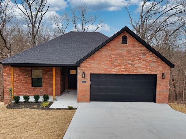 11 Pitt Lane, Bella Vista, AR 72715