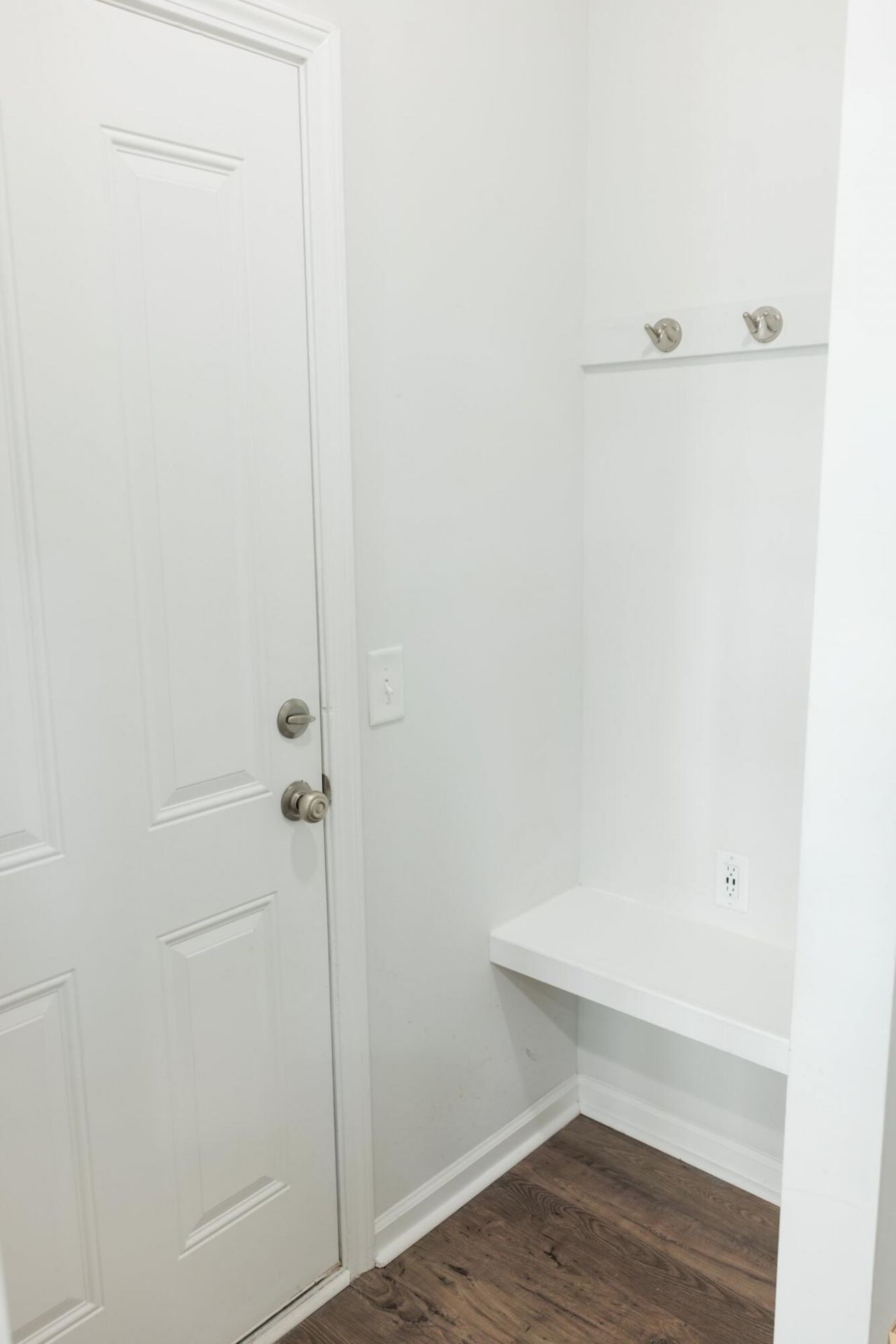 516 Alderly Drive Photo 16