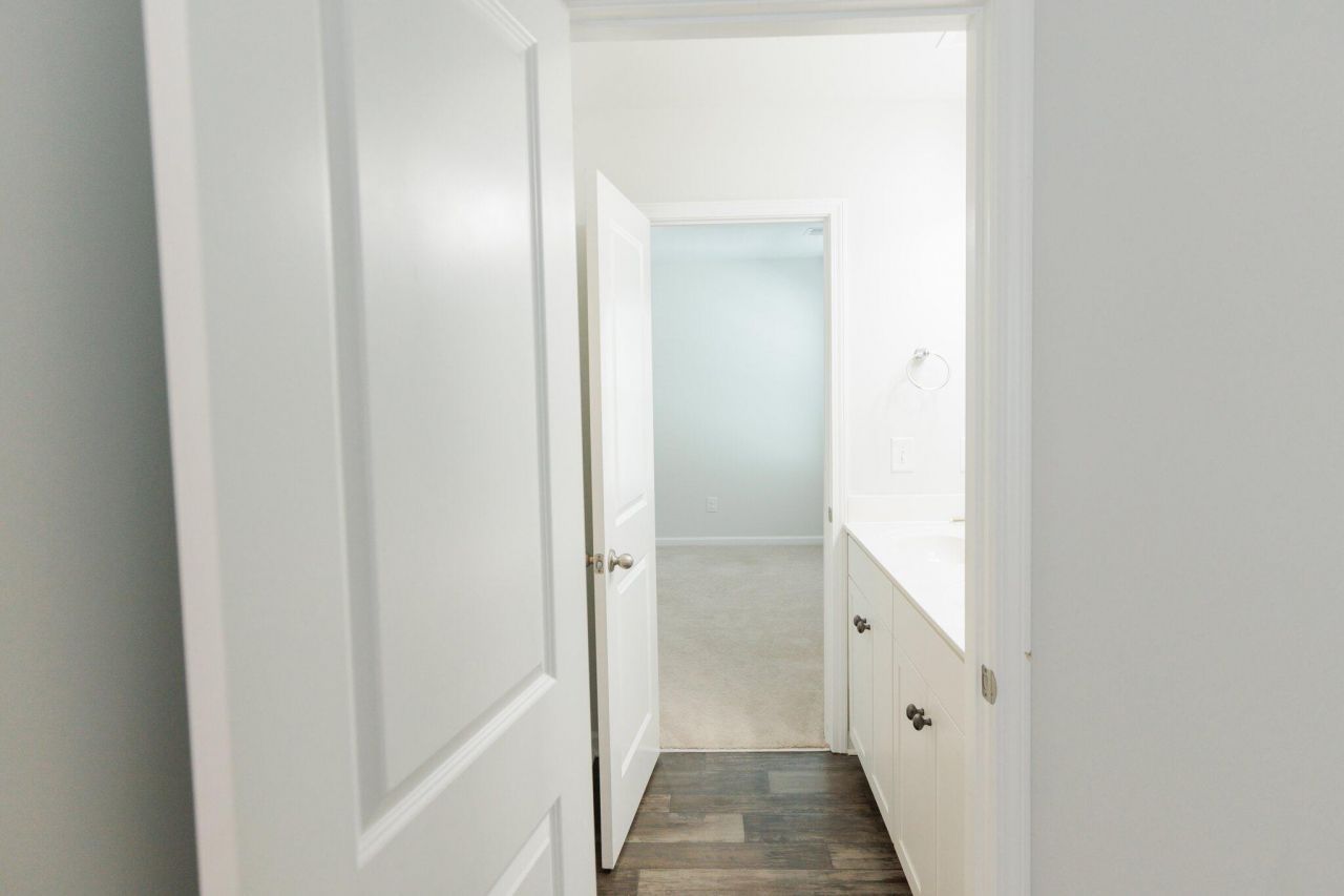 516 Alderly Drive Photo 23