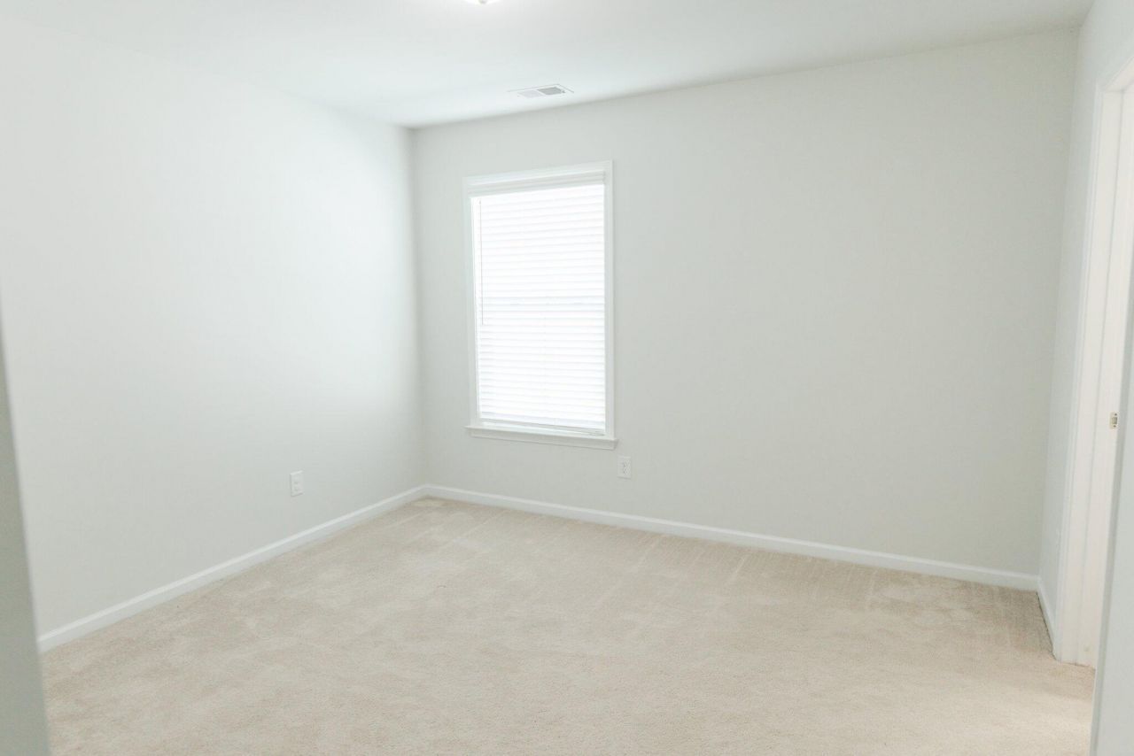 516 Alderly Drive Photo 26