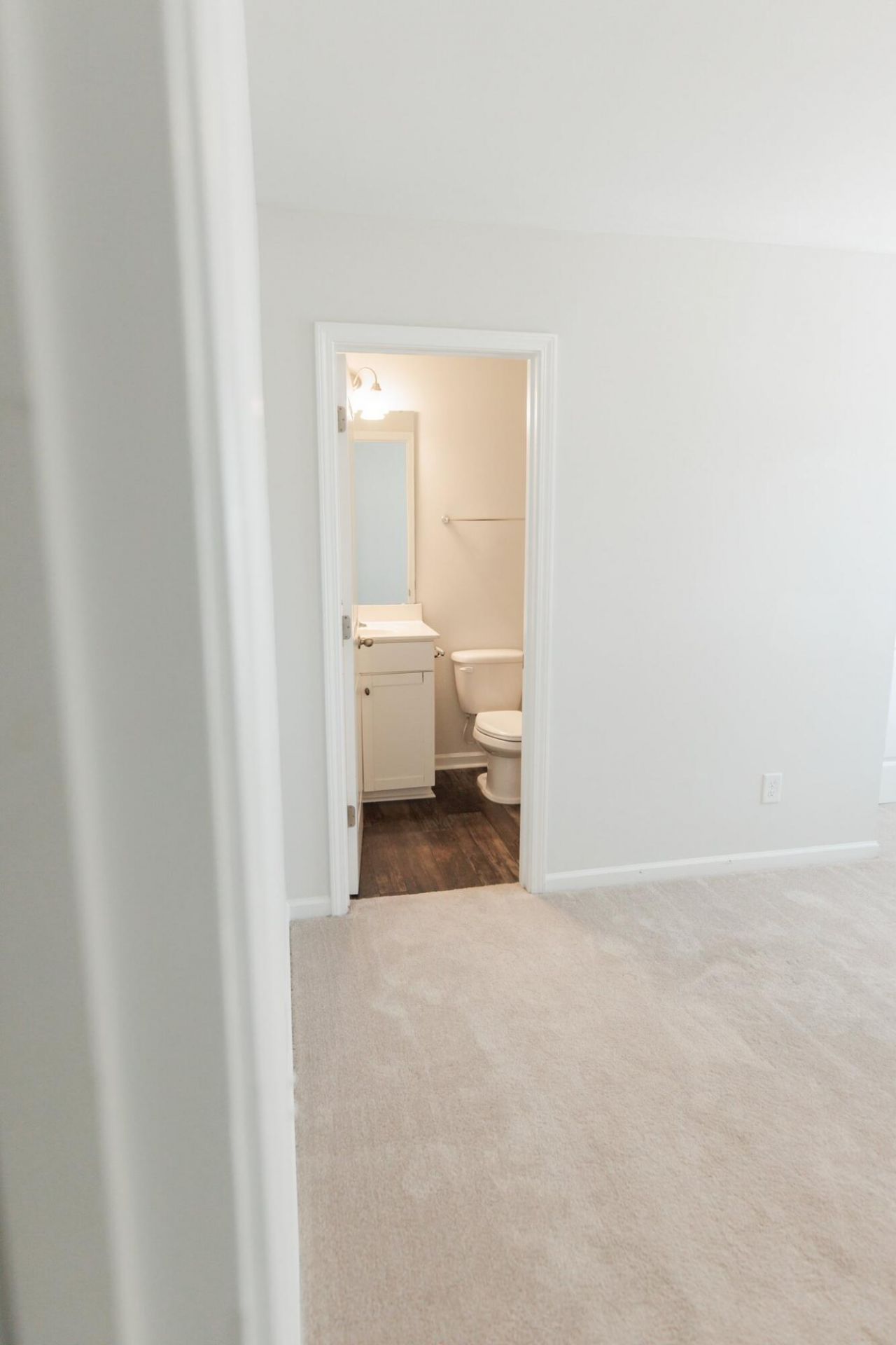 516 Alderly Drive Photo 28