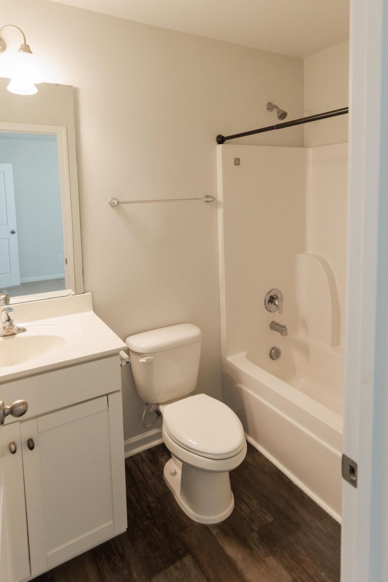 516 Alderly Drive Photo 29