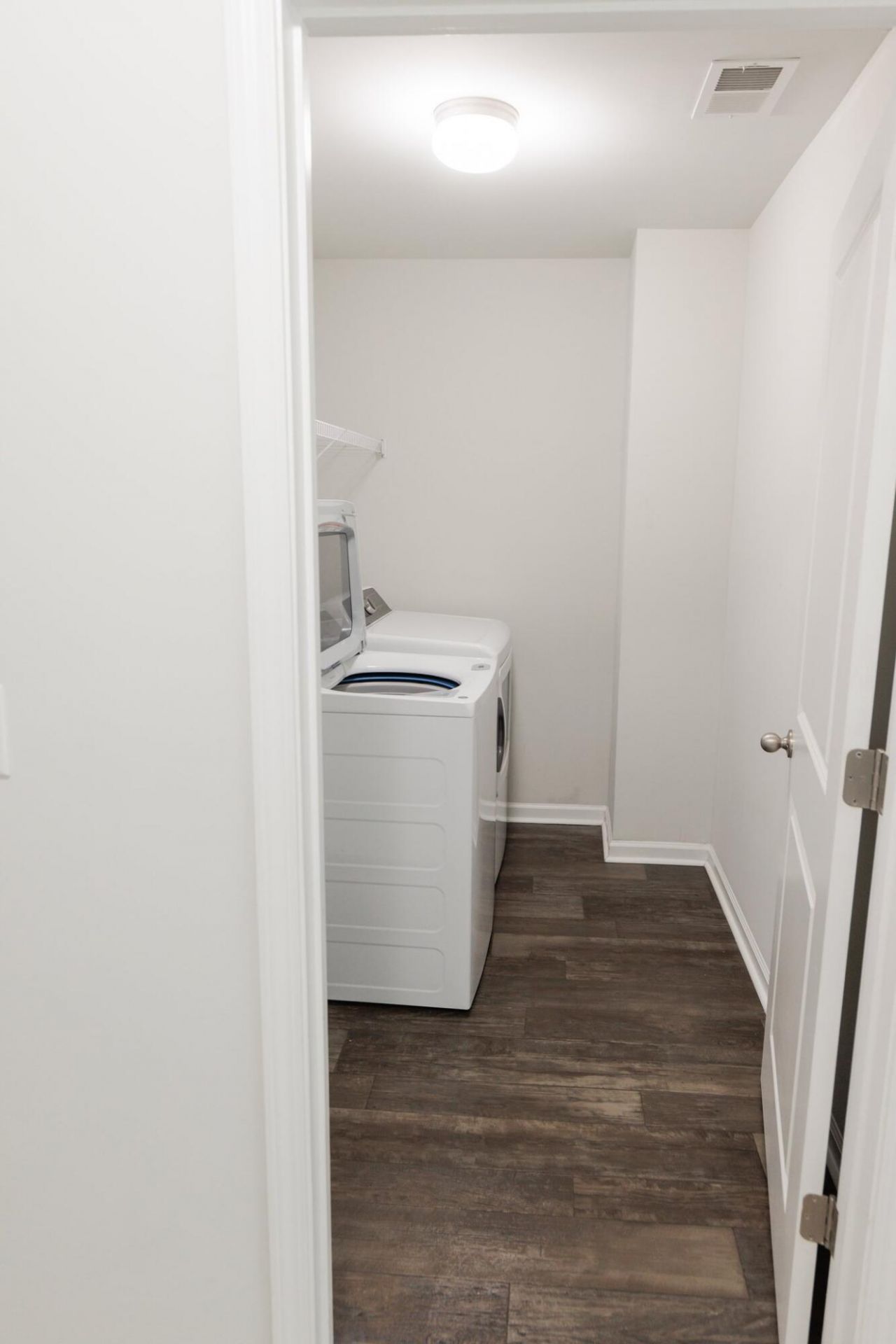 516 Alderly Drive Photo 33