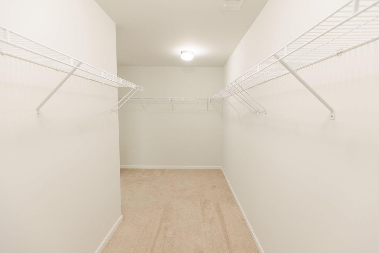 516 Alderly Drive Photo 42