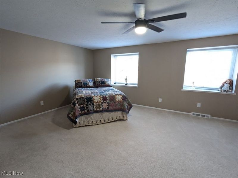 19640 Lorain Road, Fairview Park, OH 44126 Photo 18