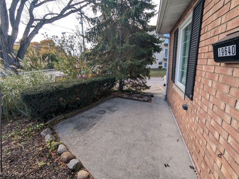 19640 Lorain Road, Fairview Park, OH 44126 Photo 22