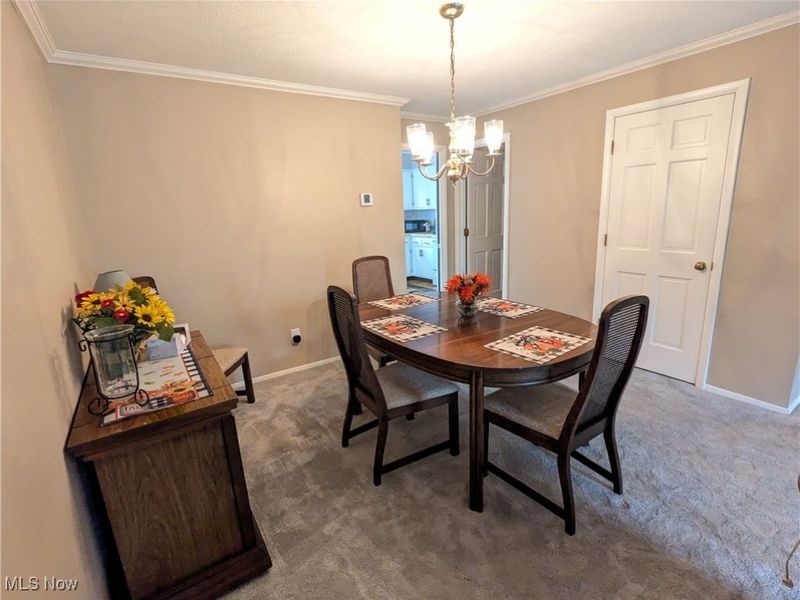 19640 Lorain Road, Fairview Park, OH 44126 Photo 5