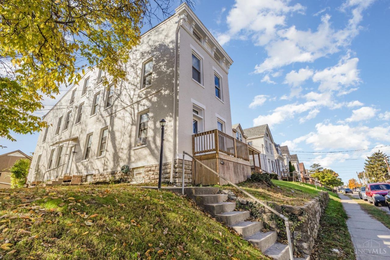 421 Jefferson Avenue, Saint Bernard, OH 45217 Main Photo