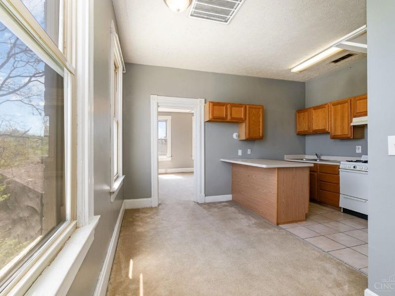 421 Jefferson Avenue, Saint Bernard, OH 45217 Photo 3