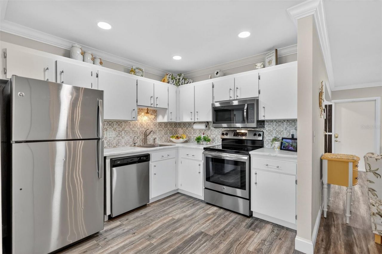 4207 34th Avenue Drive W, Unit 4207, Bradenton, FL 34205 Photo