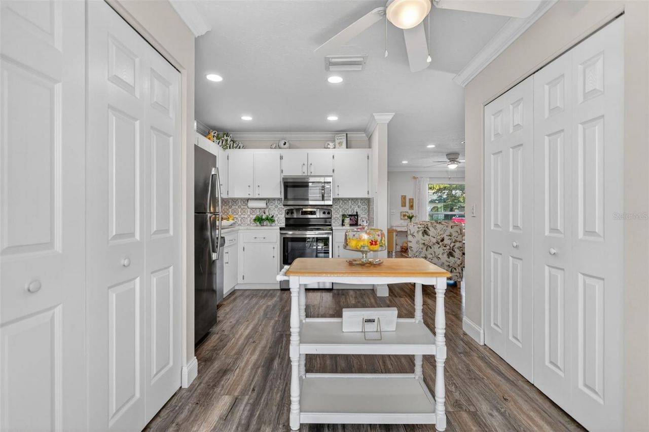 4207 34th Avenue Drive W, Unit 4207, Bradenton, FL 34205 Photo