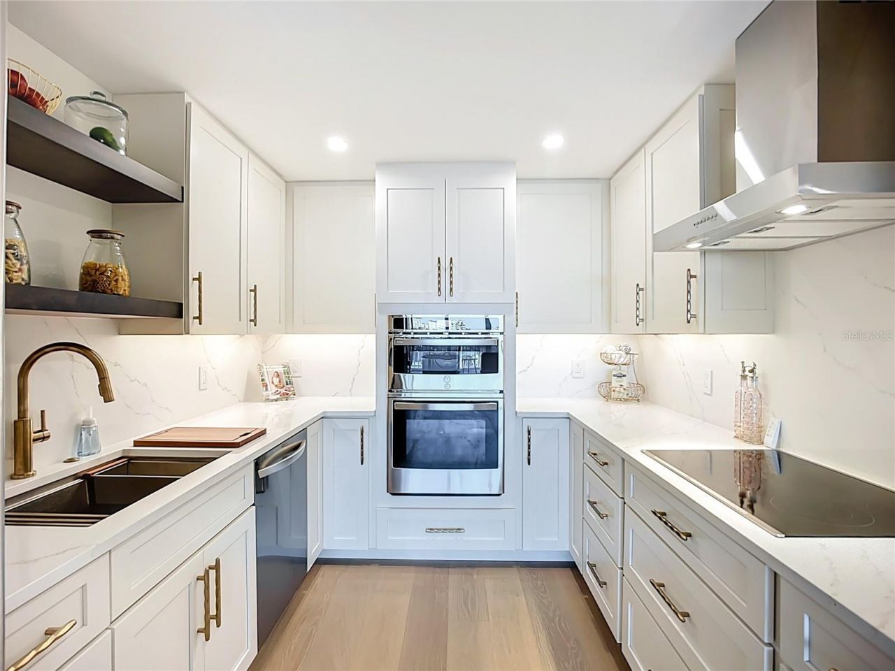 435 S Gulfstream Avenue, Unit 1006, Sarasota, FL 34236 Photo