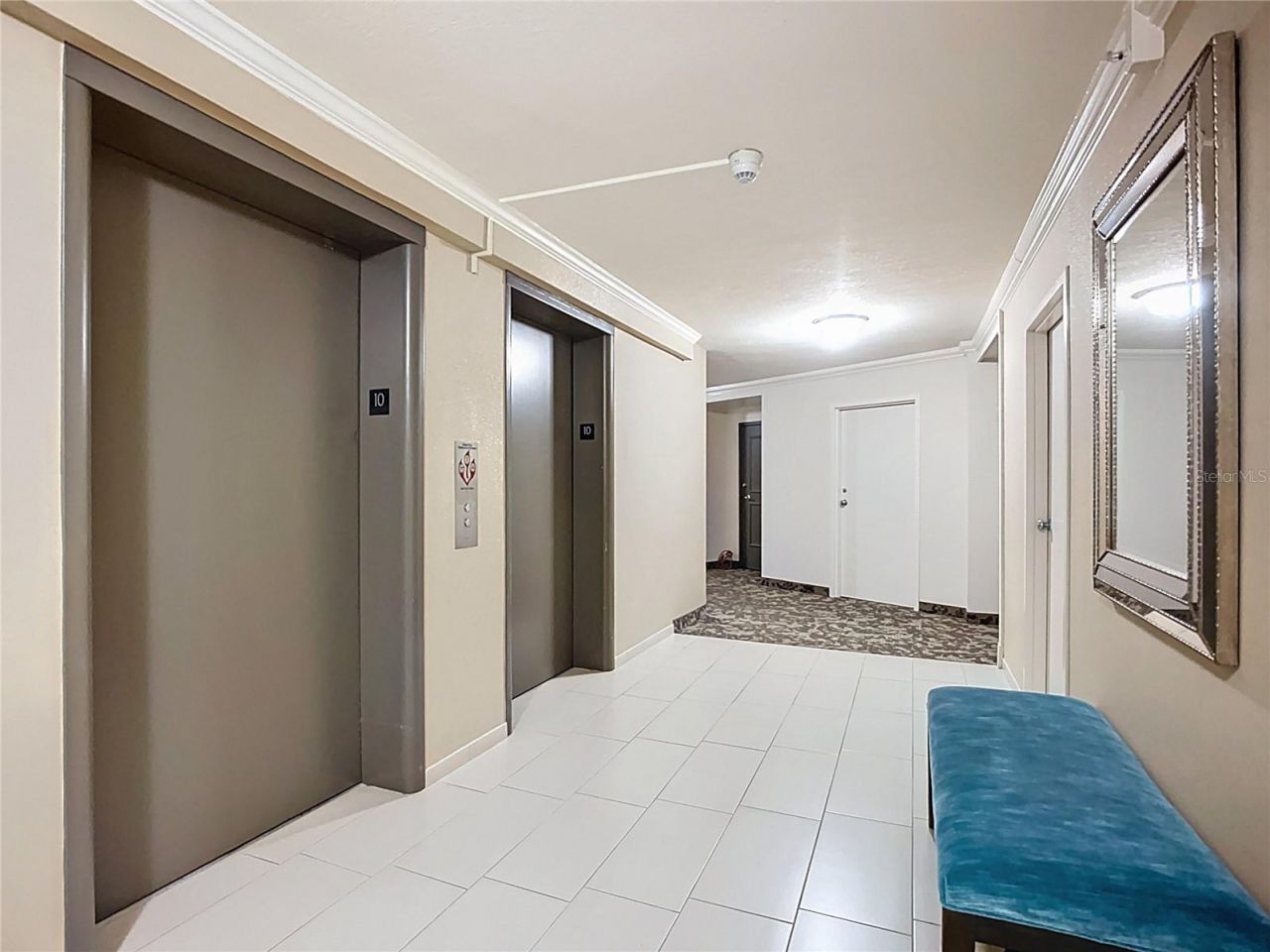 435 S Gulfstream Avenue, Unit 1006, Sarasota, FL 34236 Photo