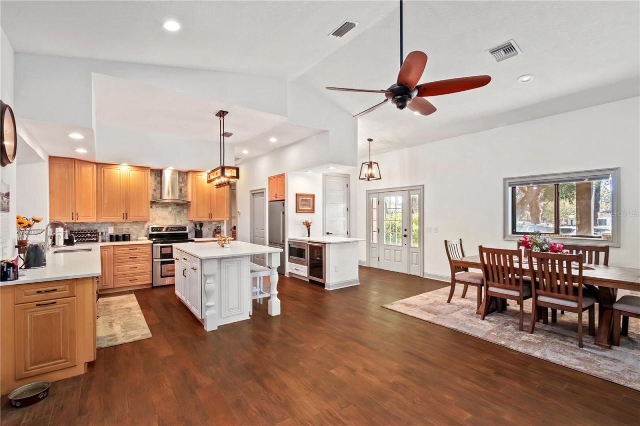 8820 NW 130th Street, Reddick, FL 32686 Photo