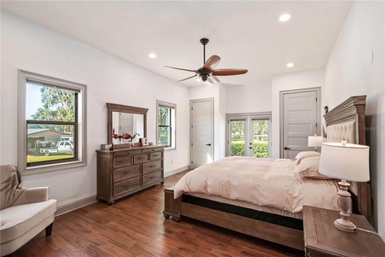 8820 NW 130th Street, Reddick, FL 32686 Photo