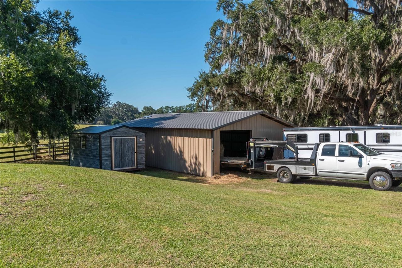 8820 NW 130th Street, Reddick, FL 32686 Photo