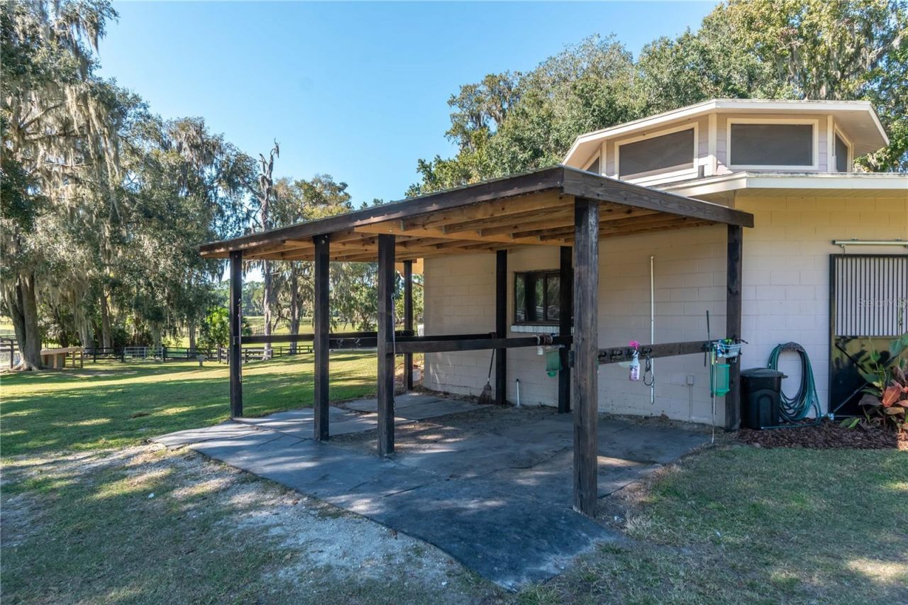 8820 NW 130th Street, Reddick, FL 32686 Photo