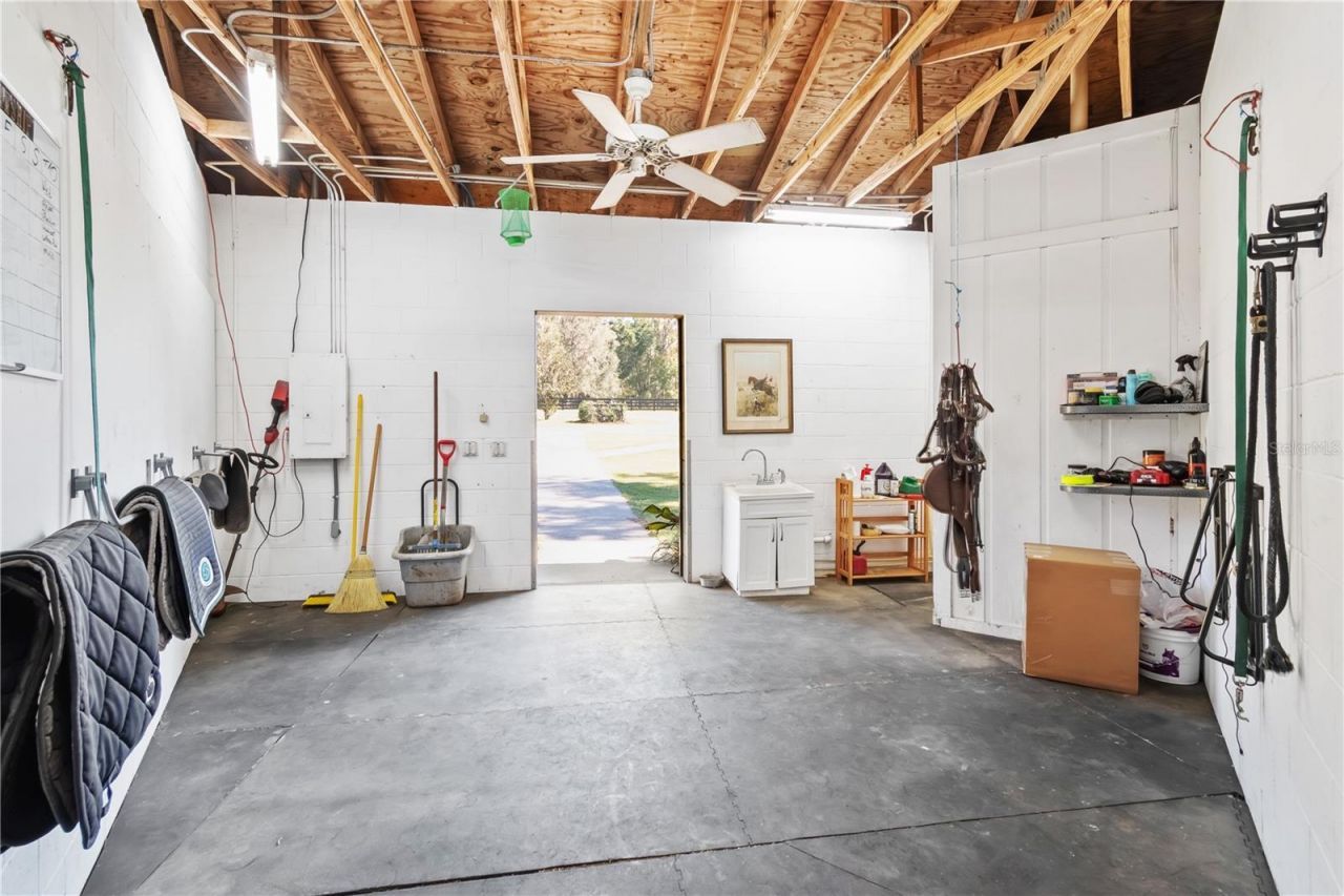 8820 NW 130th Street, Reddick, FL 32686 Photo