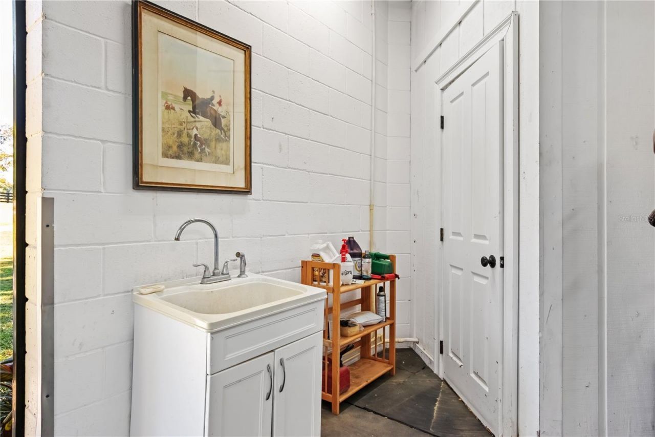 8820 NW 130th Street, Reddick, FL 32686 Photo