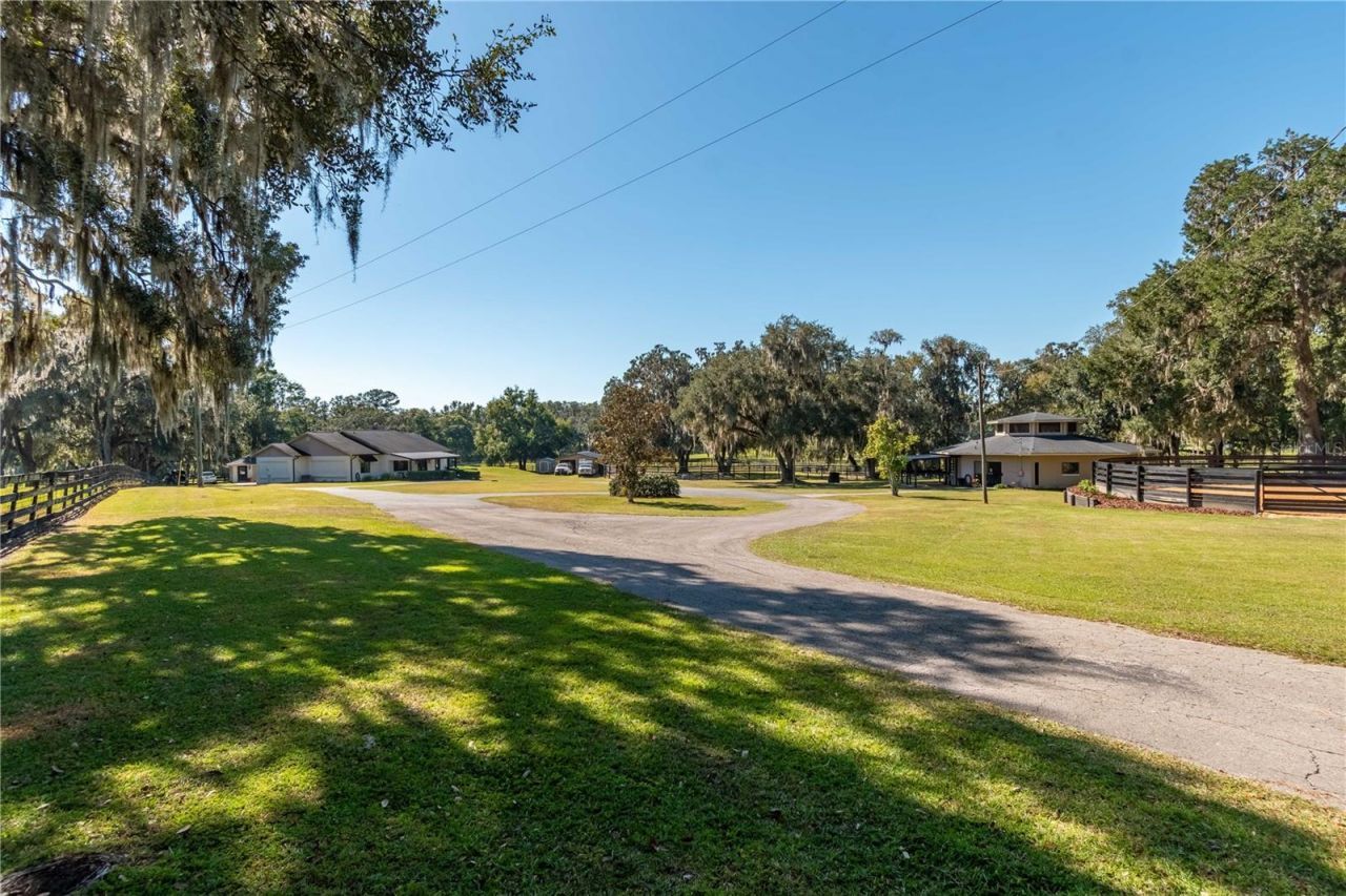 8820 NW 130th Street, Reddick, FL 32686 Photo