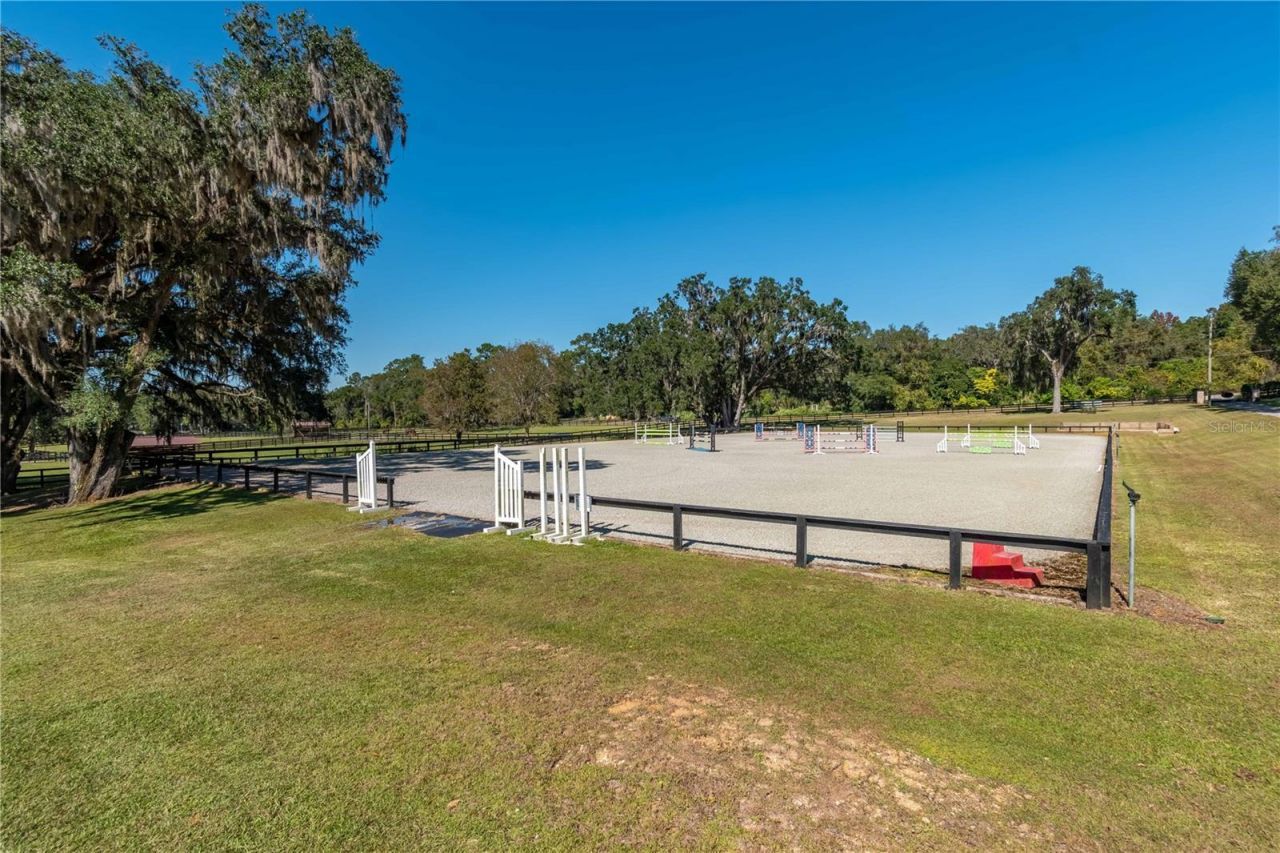 8820 NW 130th Street, Reddick, FL 32686 Photo