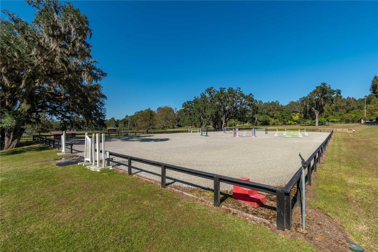 8820 NW 130th Street, Reddick, FL 32686 Photo