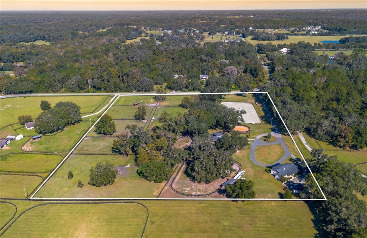 8820 NW 130th Street, Reddick, FL 32686 Photo