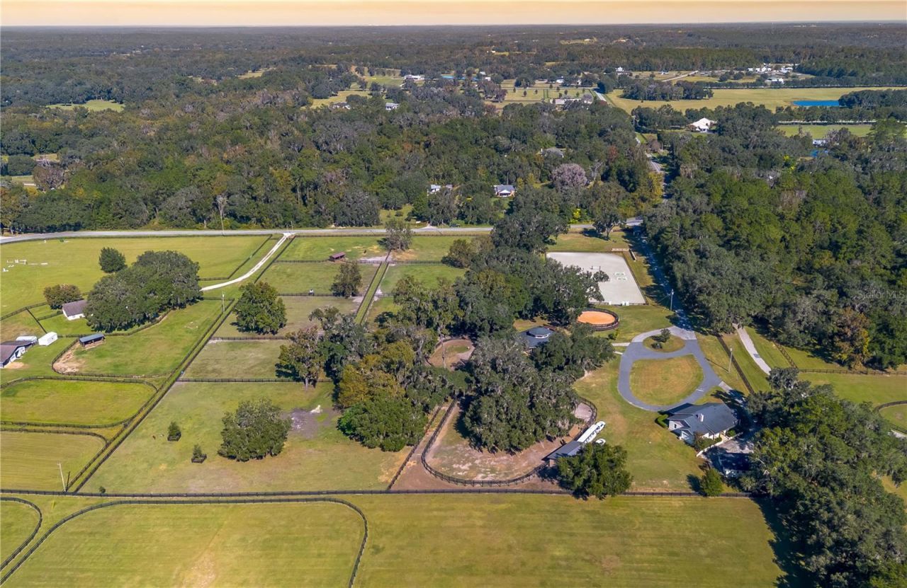 8820 NW 130th Street, Reddick, FL 32686 Photo