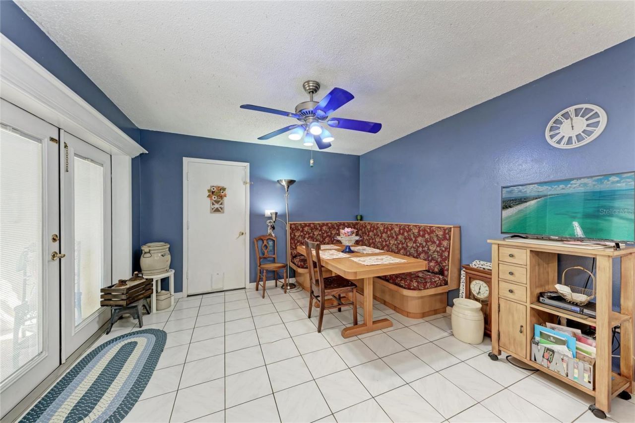 6207 Courtside Drive, Unit 23, Bradenton, FL 34210 Photo