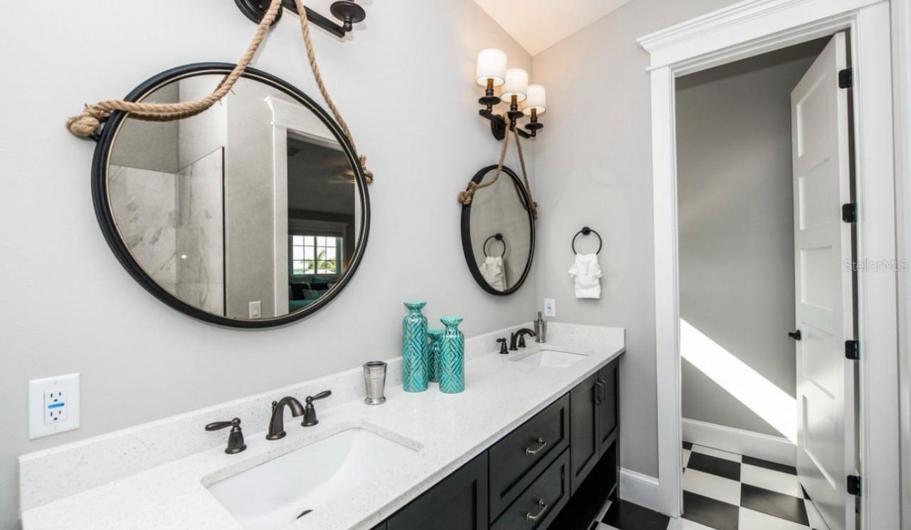 401 20th Place, Bradenton Beach, FL 34217 Photo