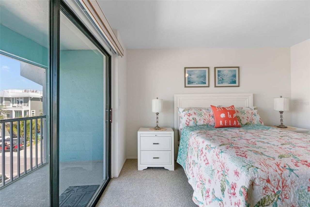 901 Gulf Drive S, Unit 14, Bradenton Beach, FL 34217 Photo