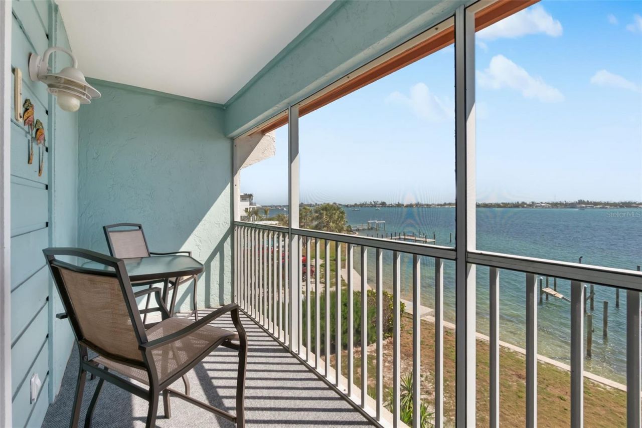 901 Gulf Drive S, Unit 14, Bradenton Beach, FL 34217 Photo