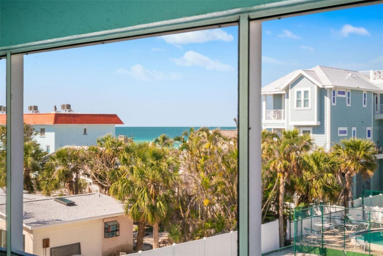 901 Gulf Drive S, Unit 14, Bradenton Beach, FL 34217 Photo