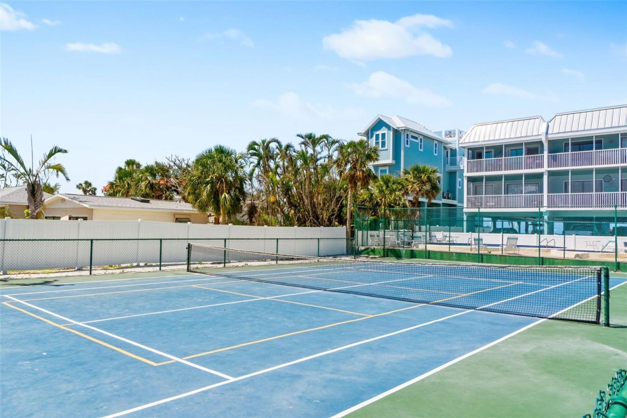 901 Gulf Drive S, Unit 14, Bradenton Beach, FL 34217 Photo