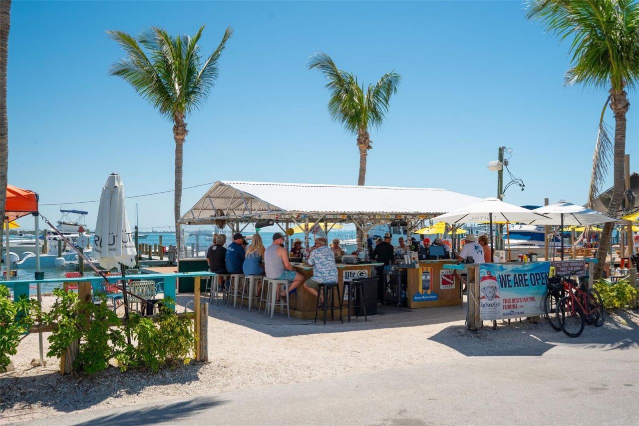 901 Gulf Drive S, Unit 14, Bradenton Beach, FL 34217 Photo