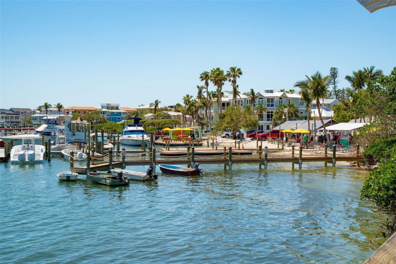 901 Gulf Drive S, Unit 14, Bradenton Beach, FL 34217 Photo