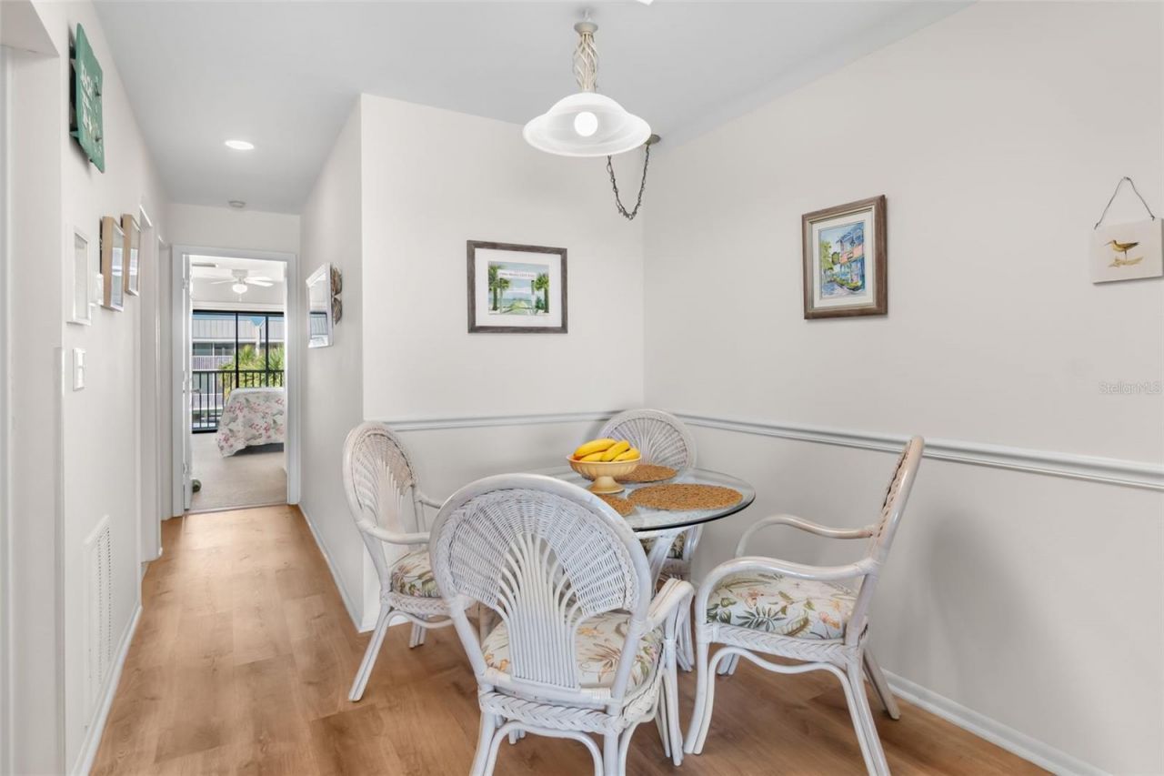 901 Gulf Drive S, Unit 14, Bradenton Beach, FL 34217 Photo