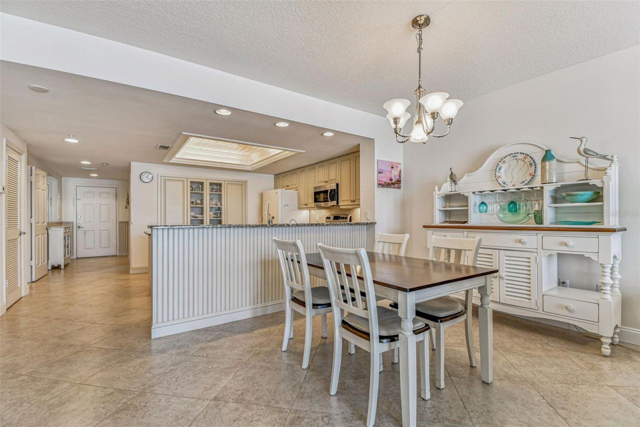 19710 Gulf Boulevard, Unit 203, Indian Shores, FL 33785 Photo