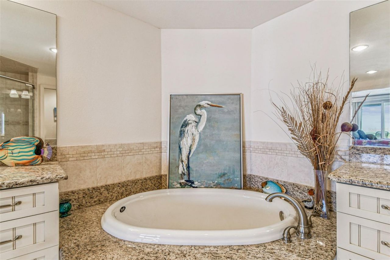 19710 Gulf Boulevard, Unit 203, Indian Shores, FL 33785 Photo