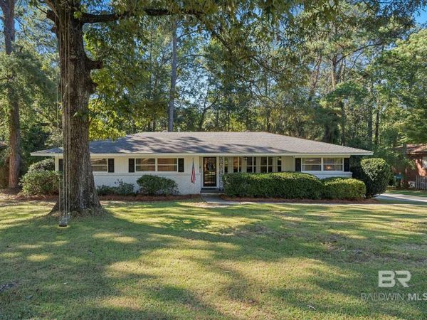 10 Caisson Trace, Spanish Fort, AL 36527