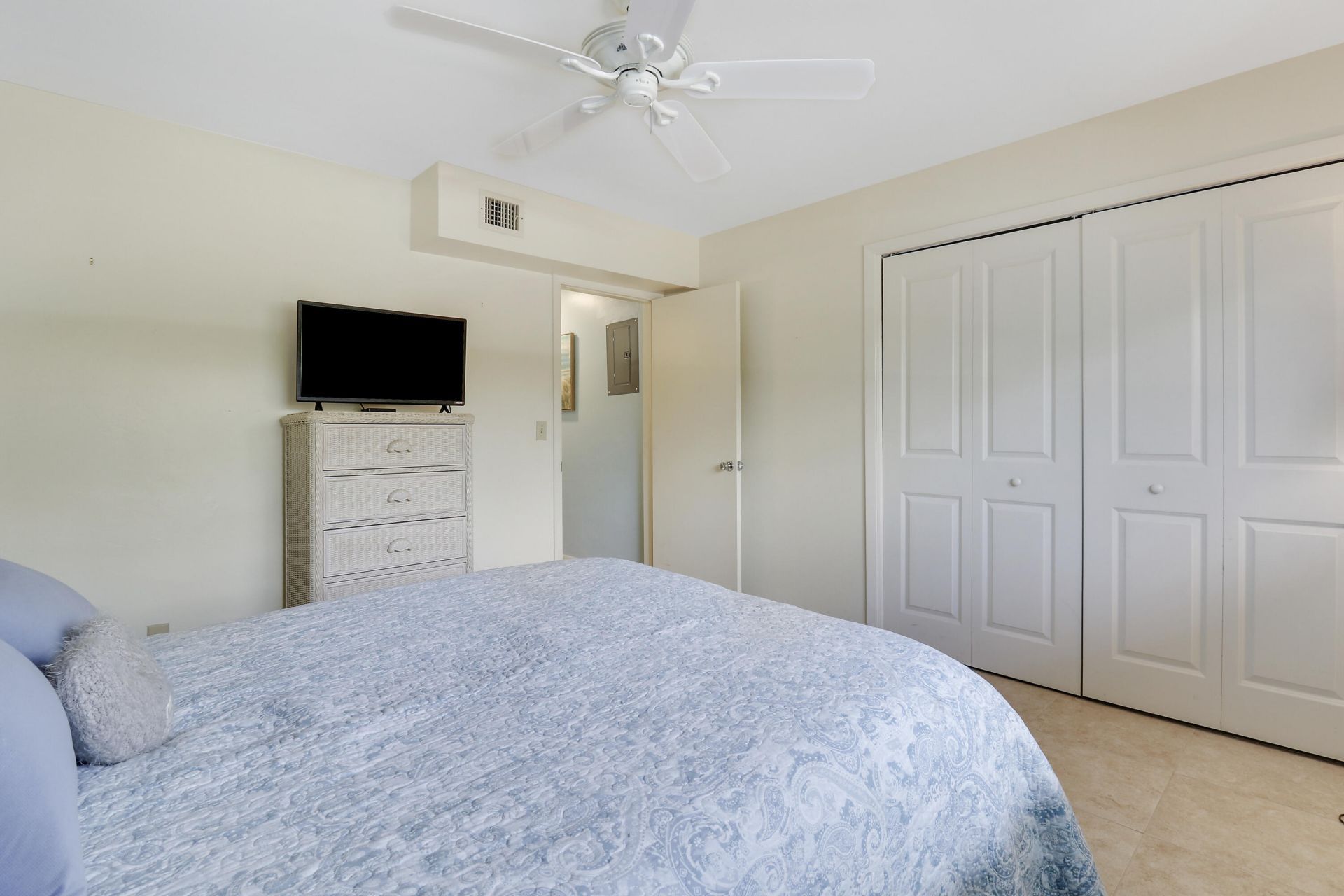 4 Garden Street, Unit 101, Tequesta, FL 33469 Photo