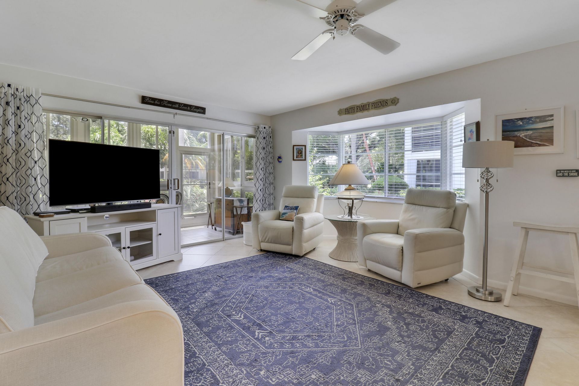 4 Garden Street, Unit 101, Tequesta, FL 33469 Photo