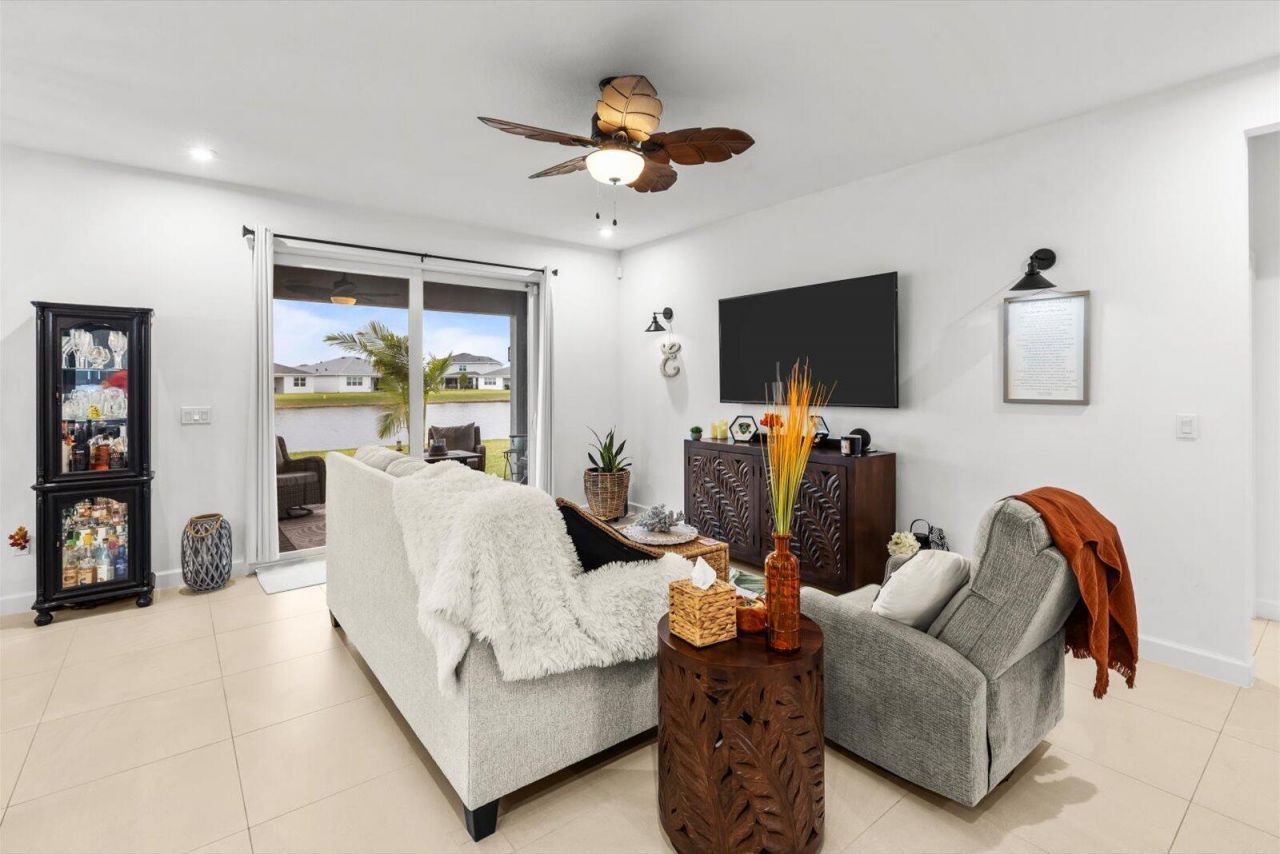 10559 SW Orana Drive, Port Saint Lucie, FL 34987 Photo