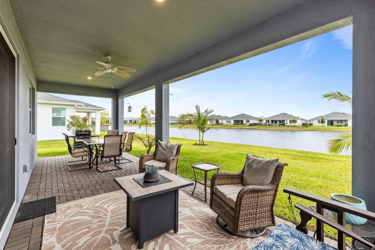 10559 SW Orana Drive, Port Saint Lucie, FL 34987 Photo