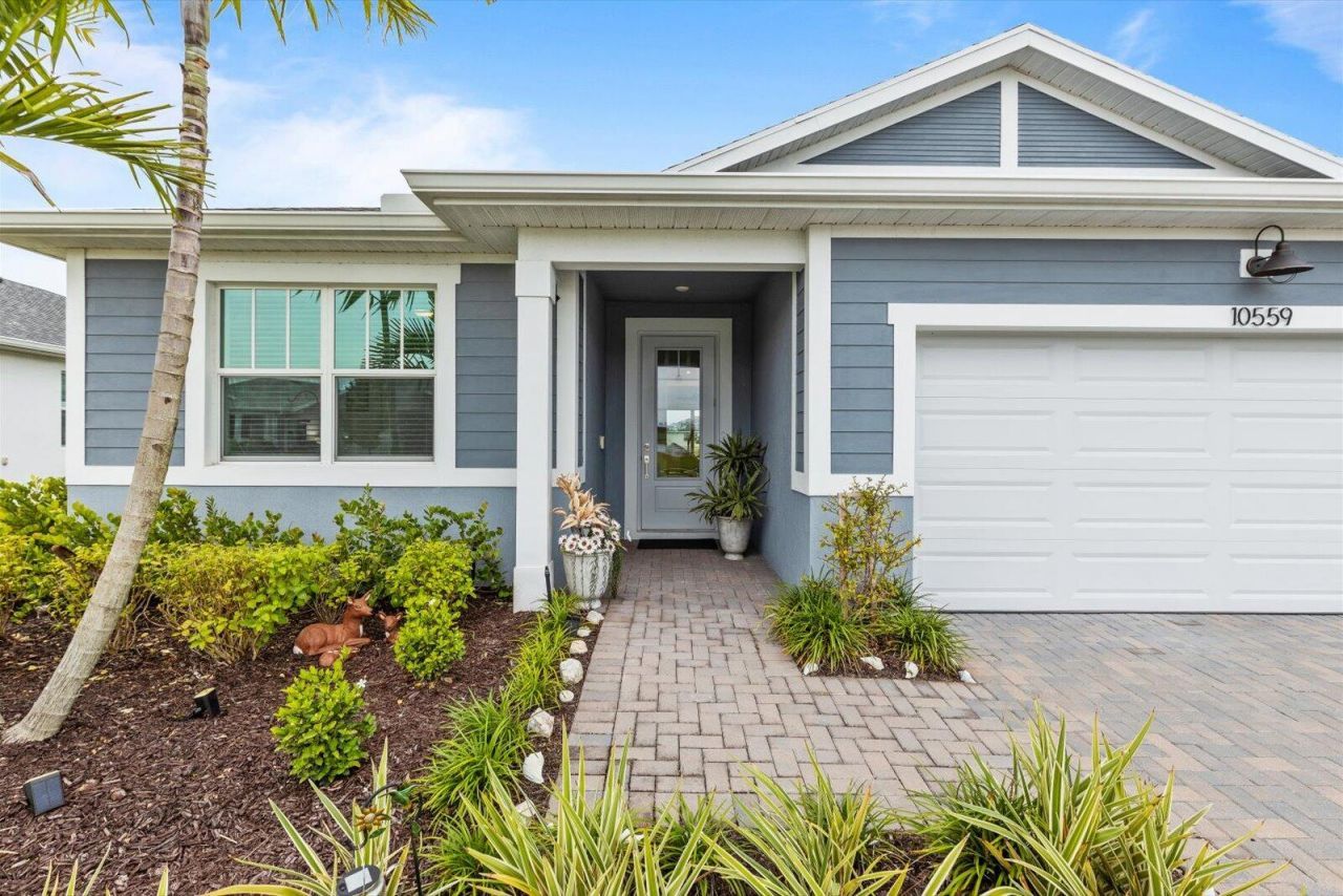 10559 SW Orana Drive, Port Saint Lucie, FL 34987 Photo